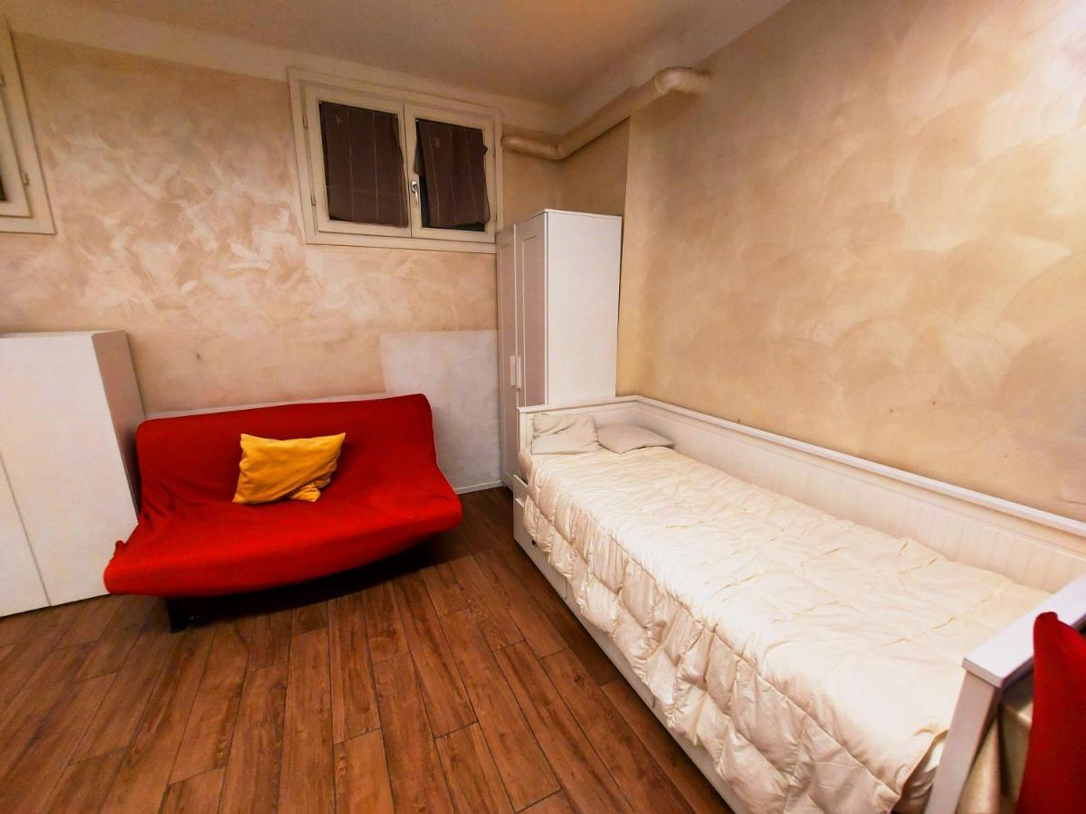 Free Breakfast - Big Apartment In The Heart Of Roma Exterior foto