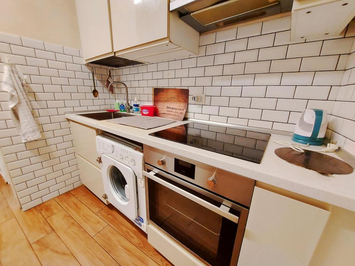 Free Breakfast - Big Apartment In The Heart Of Roma Exterior foto